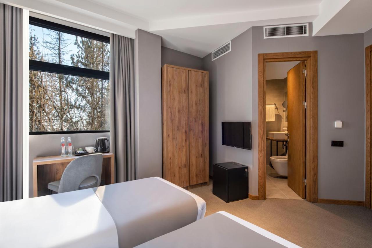 Barnovi Boutique Hotel Tbilisi Exterior photo