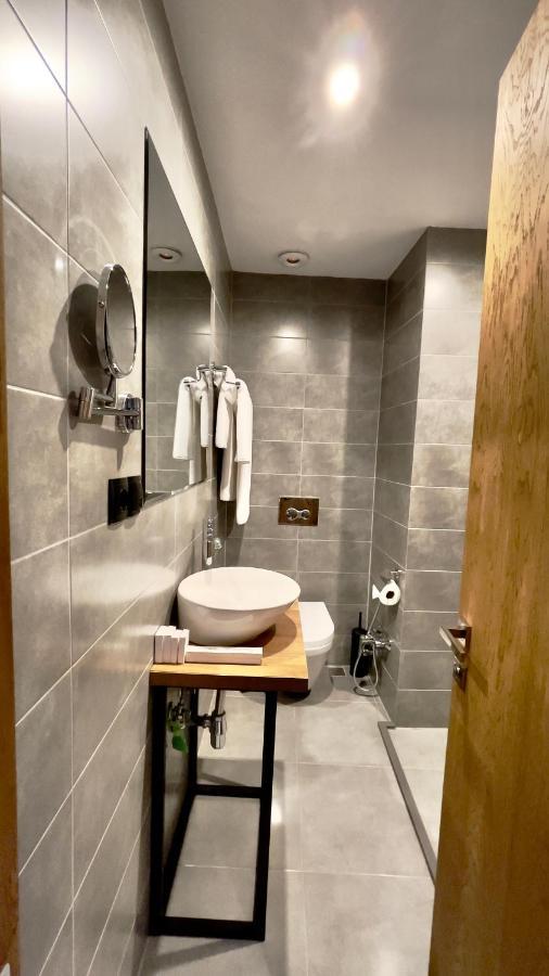 Barnovi Boutique Hotel Tbilisi Exterior photo